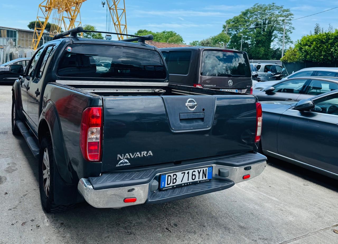 Nissan Navara 2.5 dCi 4 porte Double Cab LE