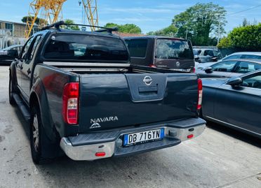 Nissan Navara 2.5 dCi 4 porte Double Cab LE