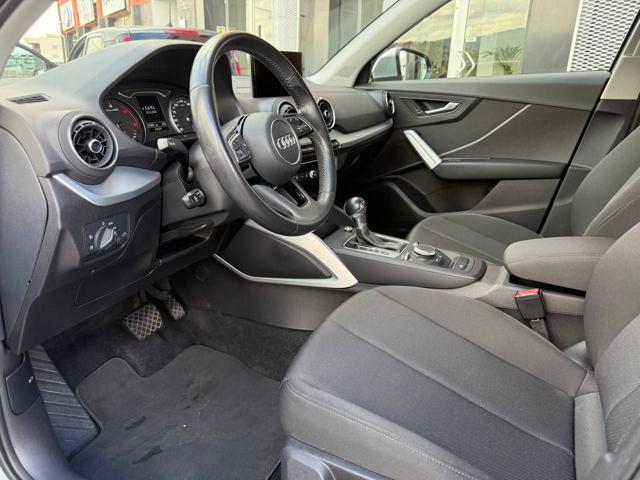 AUDI Q2 35 TDI S tronic Business