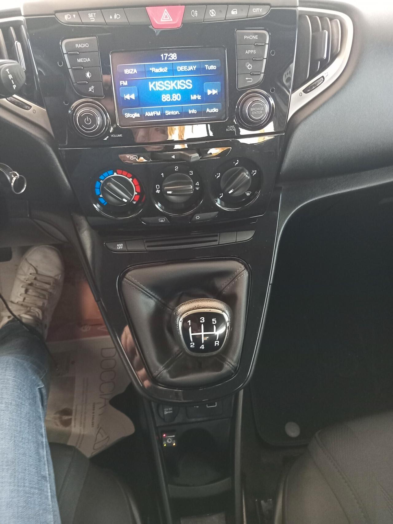 Ypsilon 1.2 C.V 69 .. G.P.L ..PERFETTA QUALS PROVA