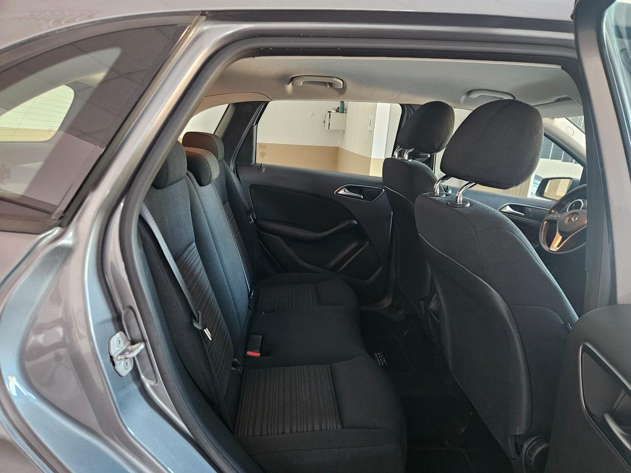 Mercedes-benz B 180 B 180 CDI Automatic Premium