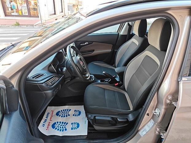 FIAT Tipo Sw 1.6 Mjt *NAVI/CAMERA* - 11/2017