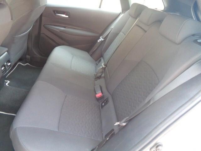Toyota Corolla Touring Sports 2.0 Hybrid Business