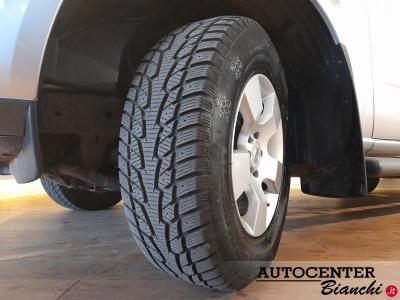 Nissan Navara Double Cab Navara d.cab 2.5 dci SE 174cv