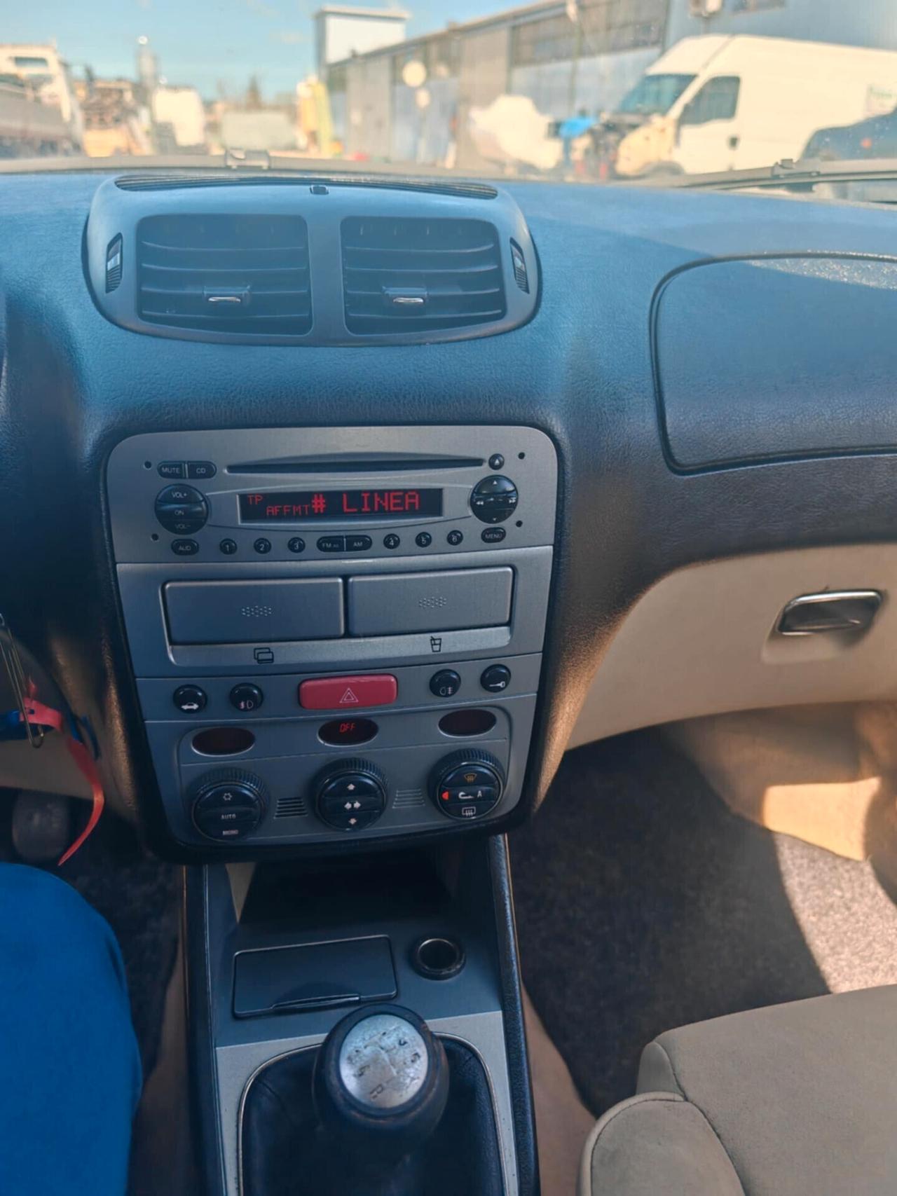 Alfa Romeo 147 1.9 JTD (120) 5 porte Collezione