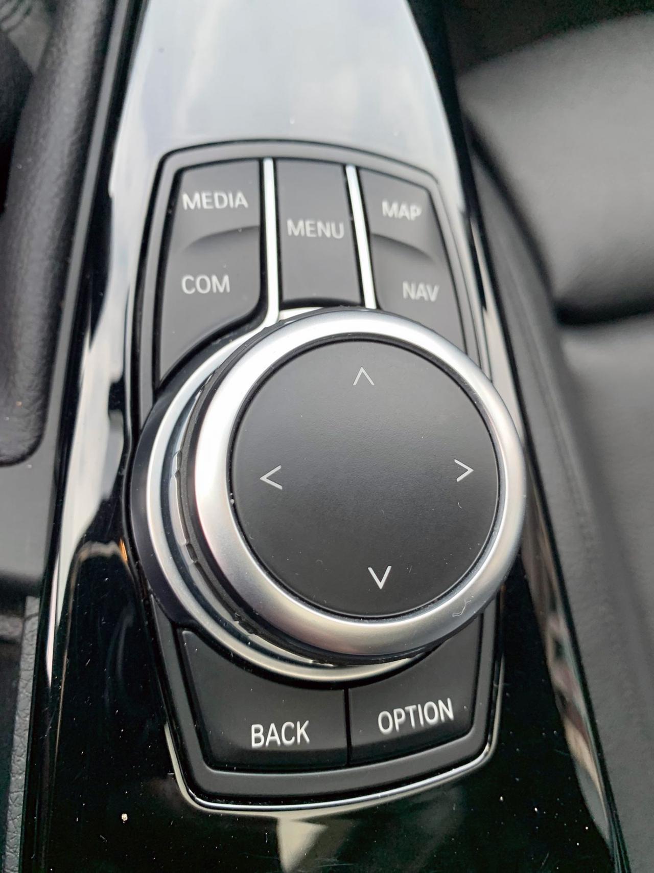 BMW 318d SW 150 CV TETTO APRIBILE INTERNI IN PELLE SEDILI RISCALDATI ED ELETTRICI