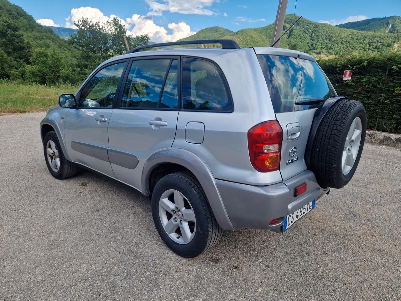 Toyota RAV 4 2.0 TDI