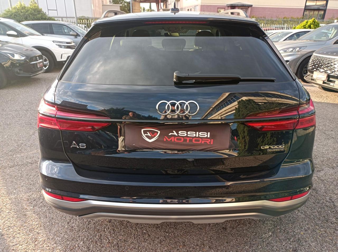 Audi A6 allroad 45 TDI 3.0 quattro S tronic Business Advanced