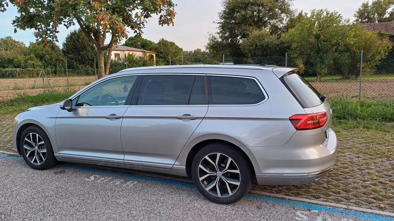 Volkswagen Passat 2.0 TDI DSG Highline BlueMotion Technology