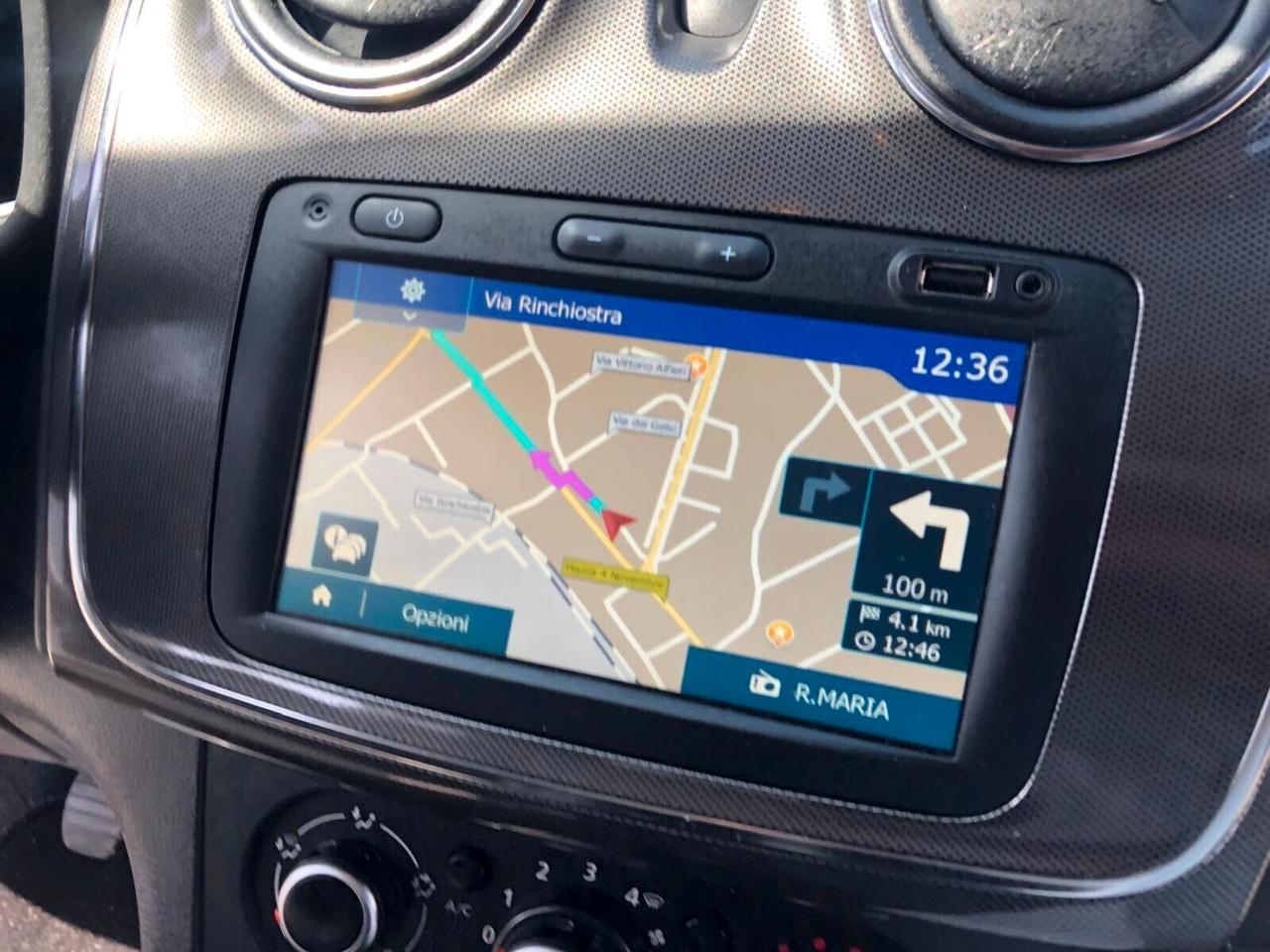 Dacia Sandero Stepway 0.9 TCe 90 CV NAVIGATORE/SENSORI PARCHEGGIO/TOUCHSCREEN GARANZIA 12 MESI RINNOVABILE FINO A 60 MESI!!!