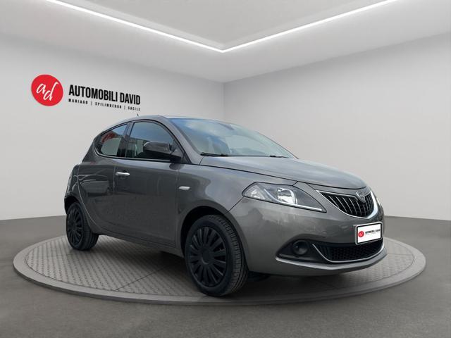 LANCIA Ypsilon 1.0 FireFly 5 porte S&S Hybrid Ecochic Silver