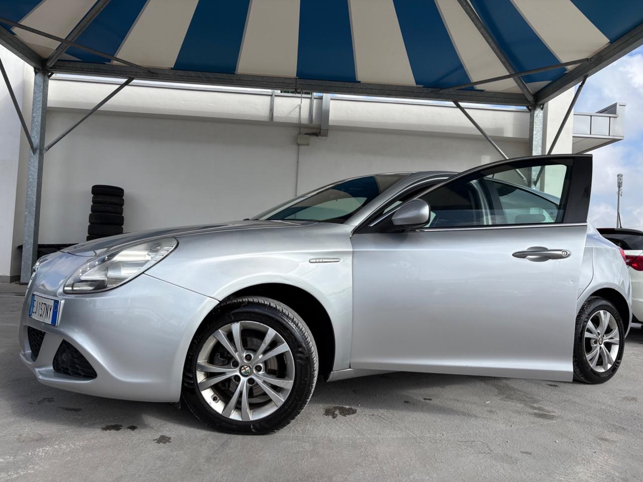 Alfa Romeo Giulietta 1.6 JTDm-2 105 CV Distinctive