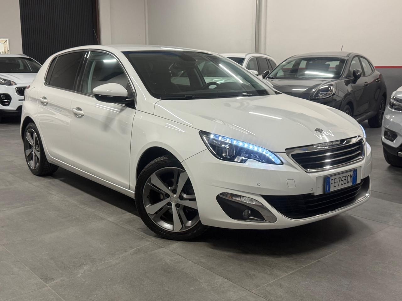 Peugeot 308 BlueHDi 120 S&S Allure
