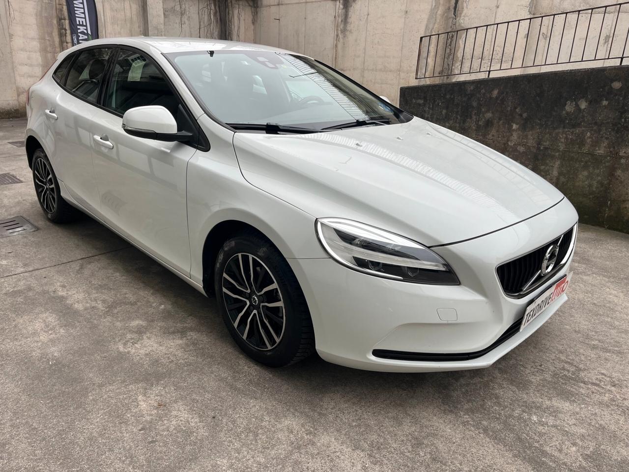 Volvo V40 D2 Business Plus