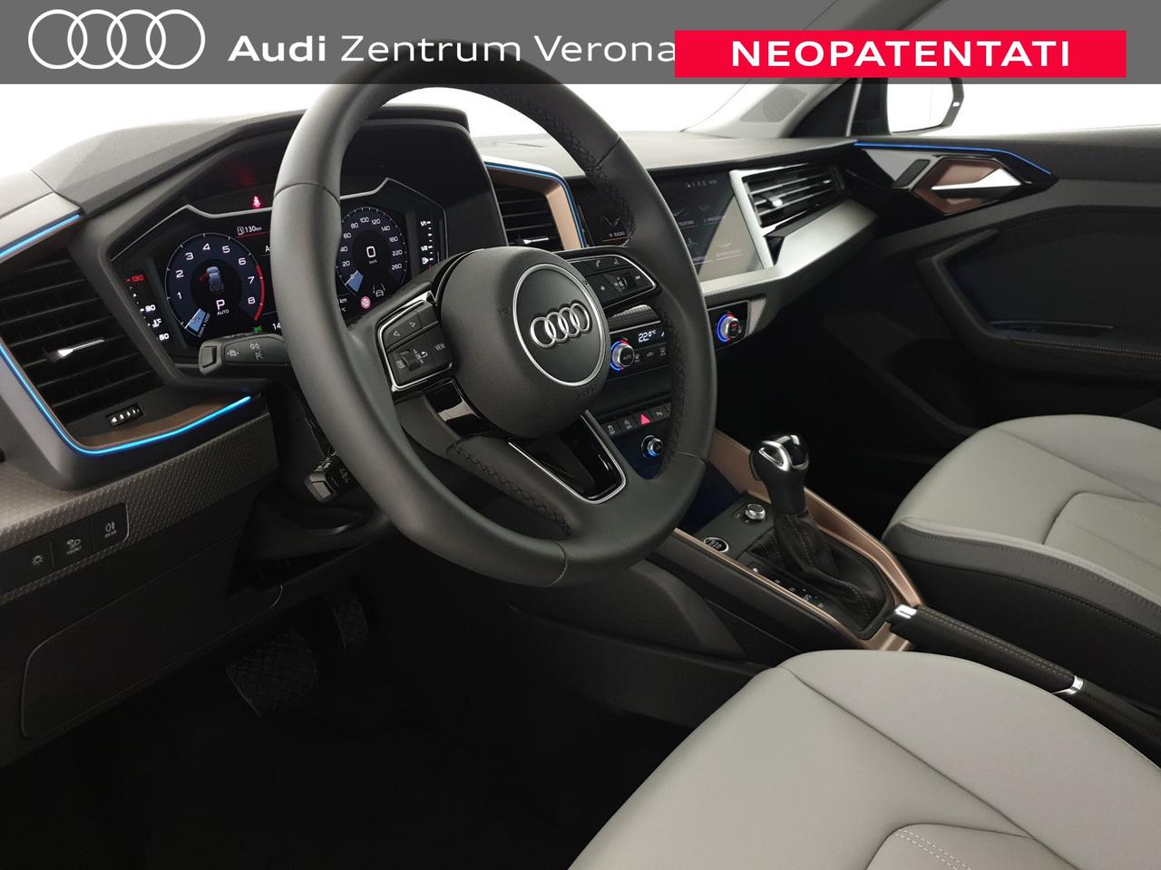 Allstreet 30TFSI 116CV S tronic Identity Contrast