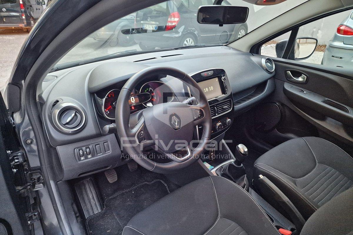 RENAULT Clio 1.2 75 CV 5 porte Duel2