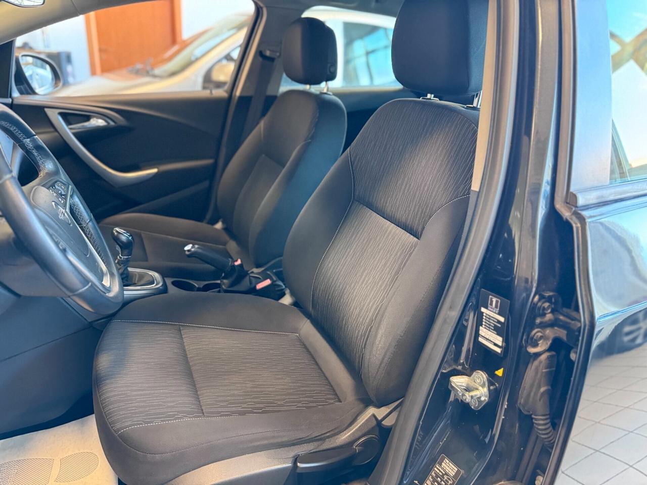 Opel Astra 1.7 CDTI 110CV Sports Tourer Cosmo
