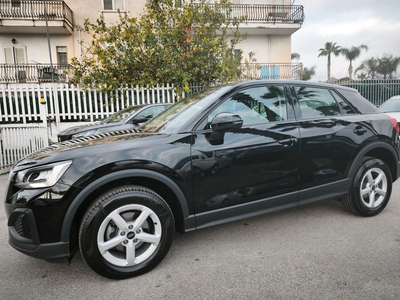 AUDI Q2 30TDI STronic Business