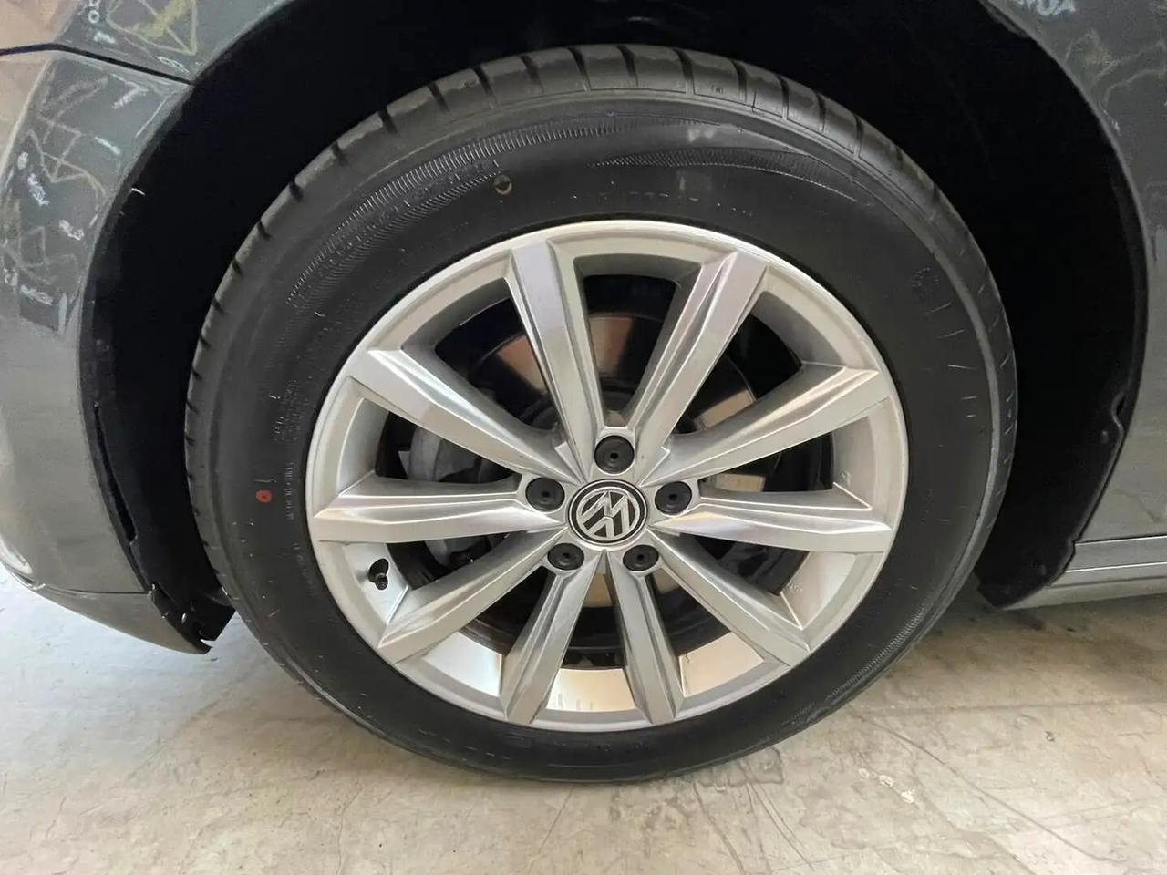 Volkswagen Passat Variant 2.0 TDI DSG Business BlueMotion Tech