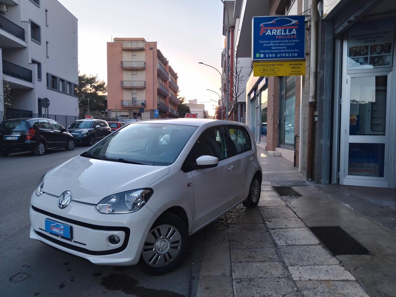 Volkswagen up! 1.0 5p. move up!