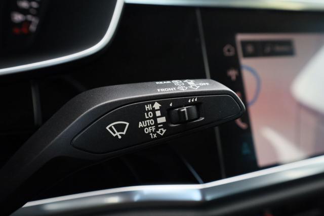 AUDI Q3 35 TFSI S tronic Business Advanced