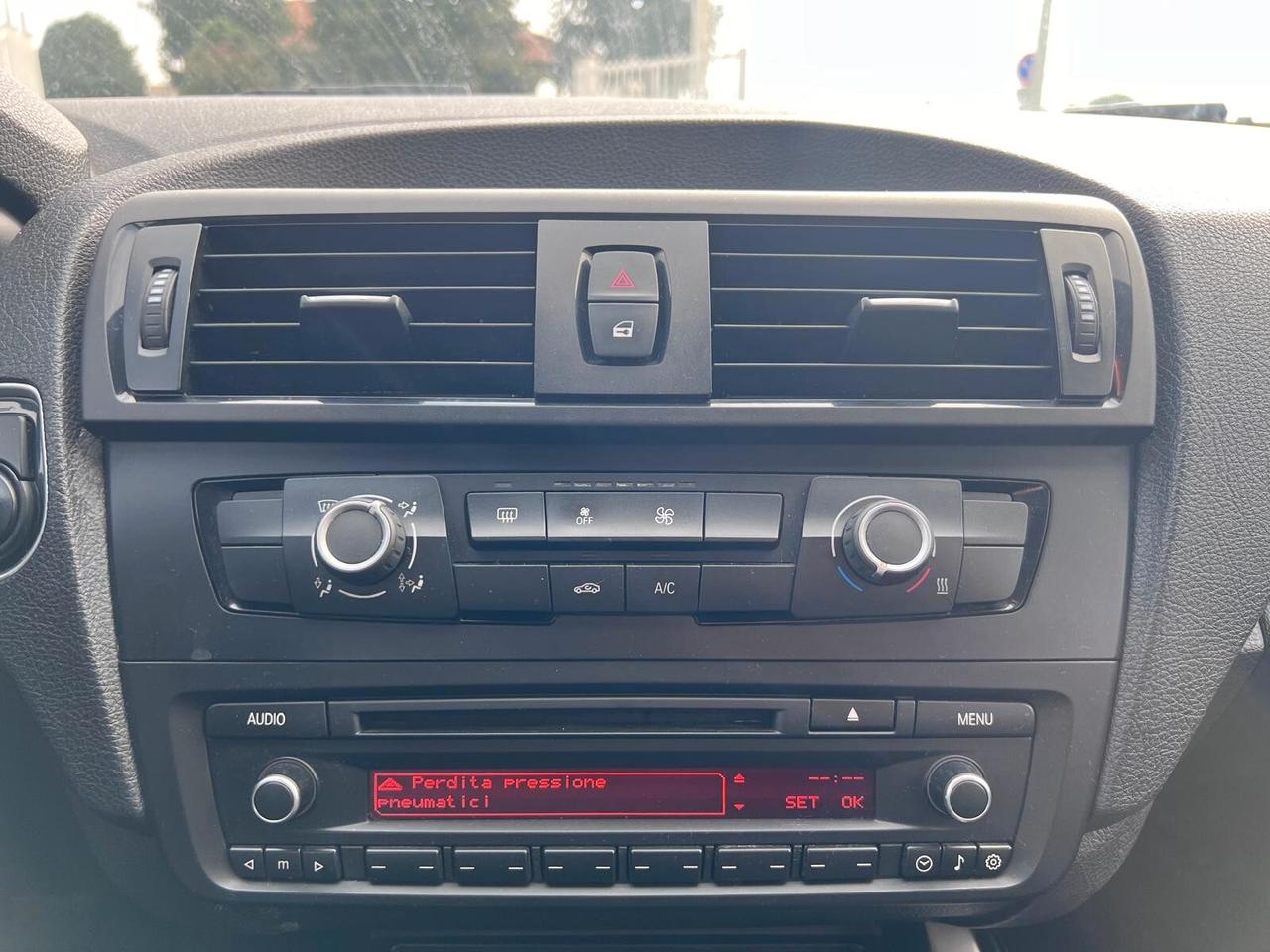 Bmw 114 114d 5p. Unique