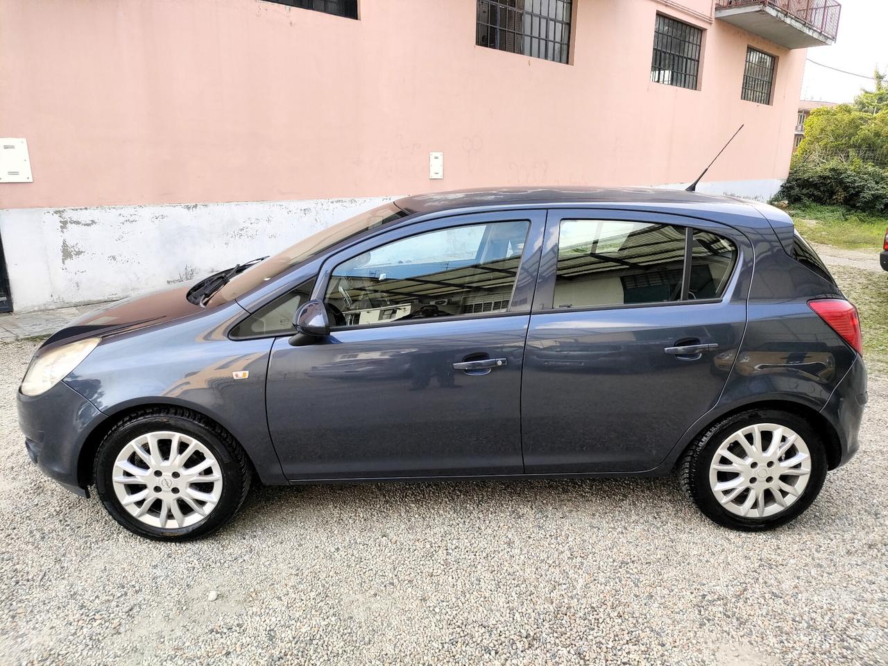 Opel Corsa 1.2 5 porte Enjoy