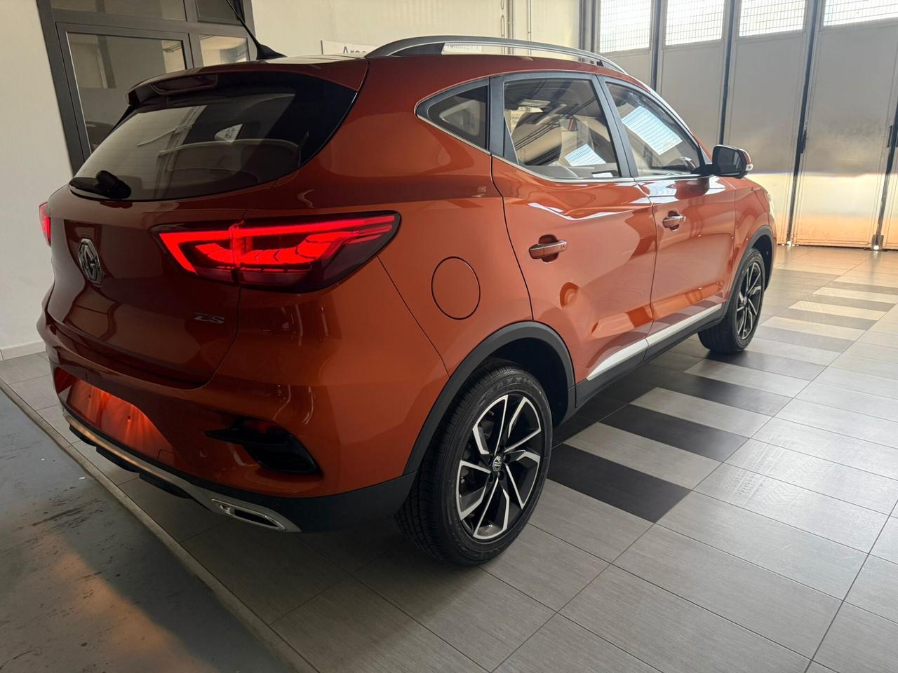 Mg ZS 1.5 VTi-tech Luxury