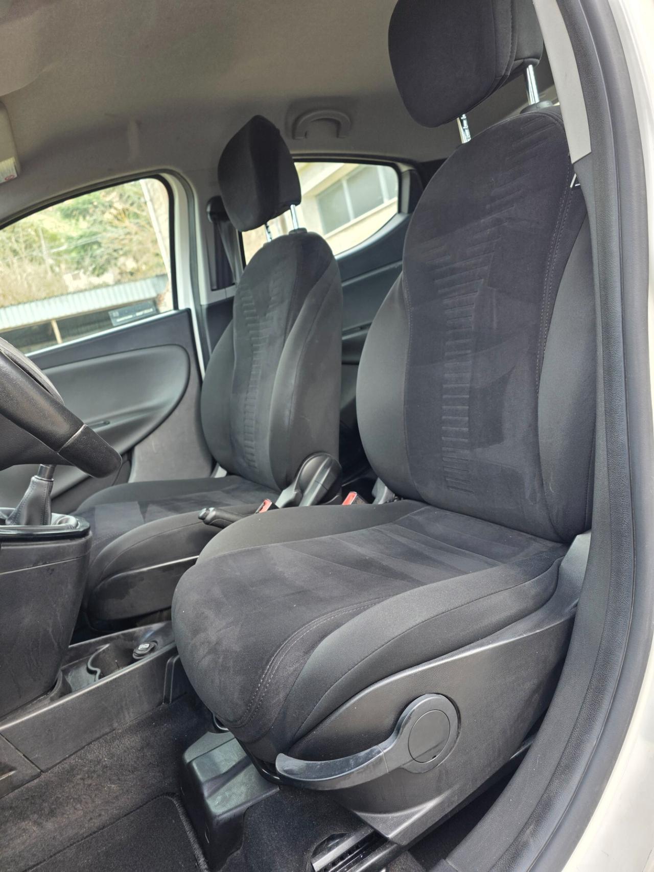 Lancia Ypsilon 1.3 MJT 16V 95 CV 5 porte S&S Platinum