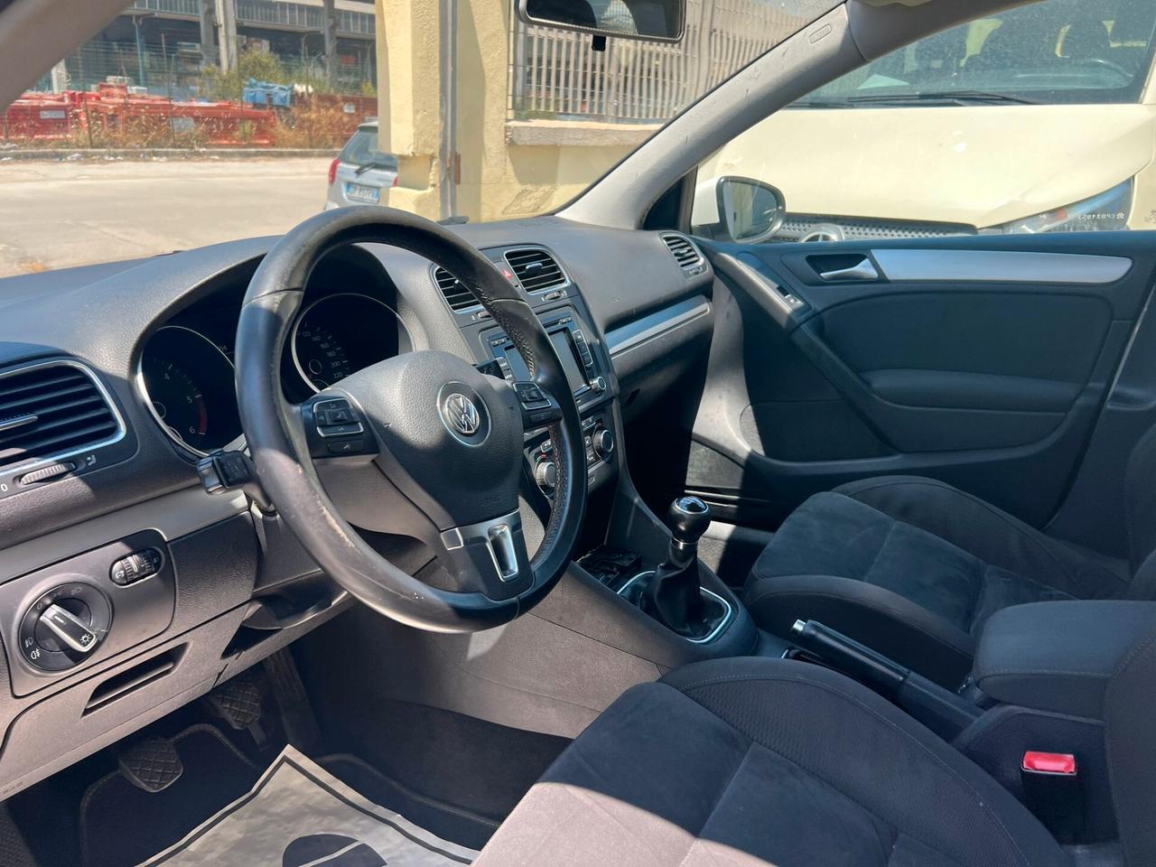 Volkswagen Golf 6 1.6 tdi UNICO PROP FULL OPTIONAL