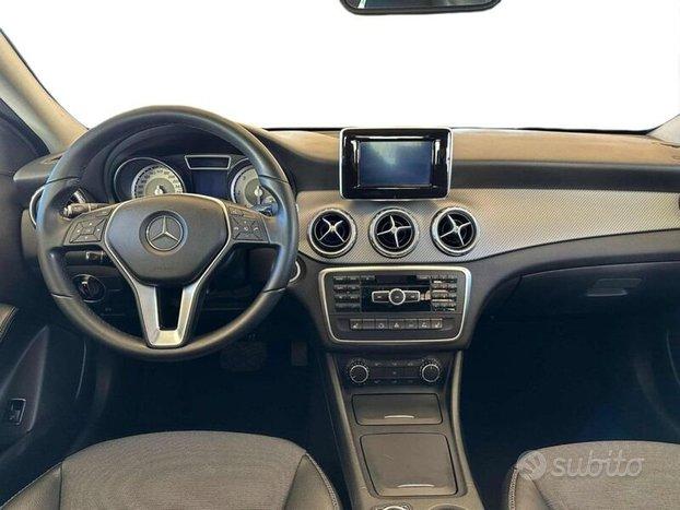 Mercedes-Benz GLA 200 CDI sport