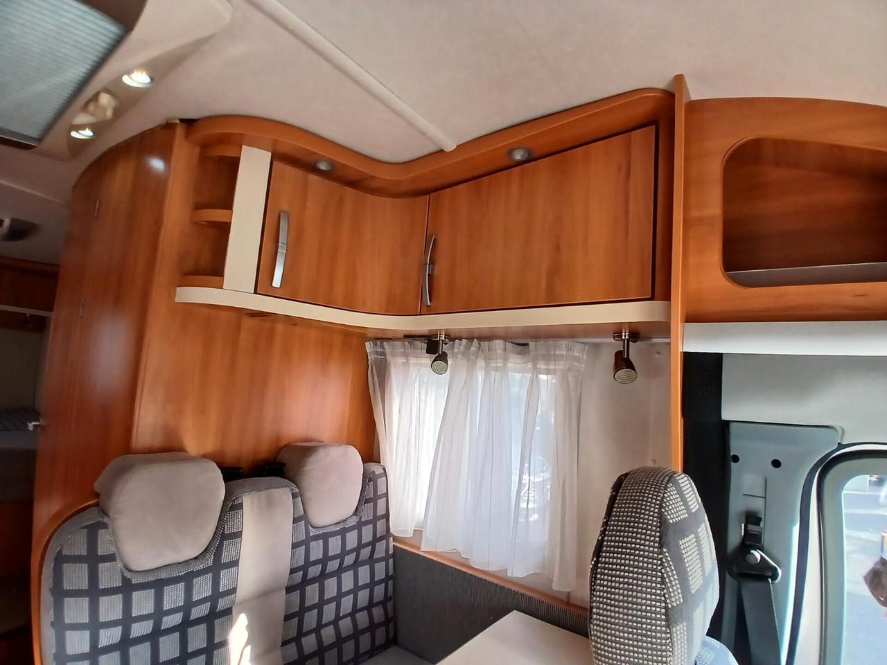 Hymer/eriba T 692 CL