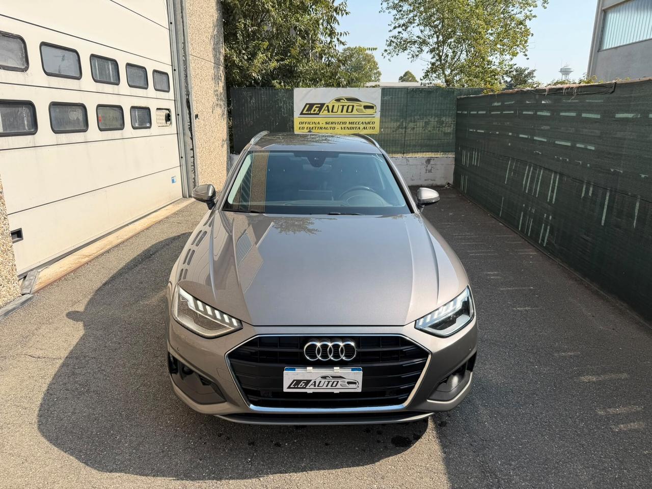 Audi A4 Avant 30 TDI/136 CV S tronic line edition