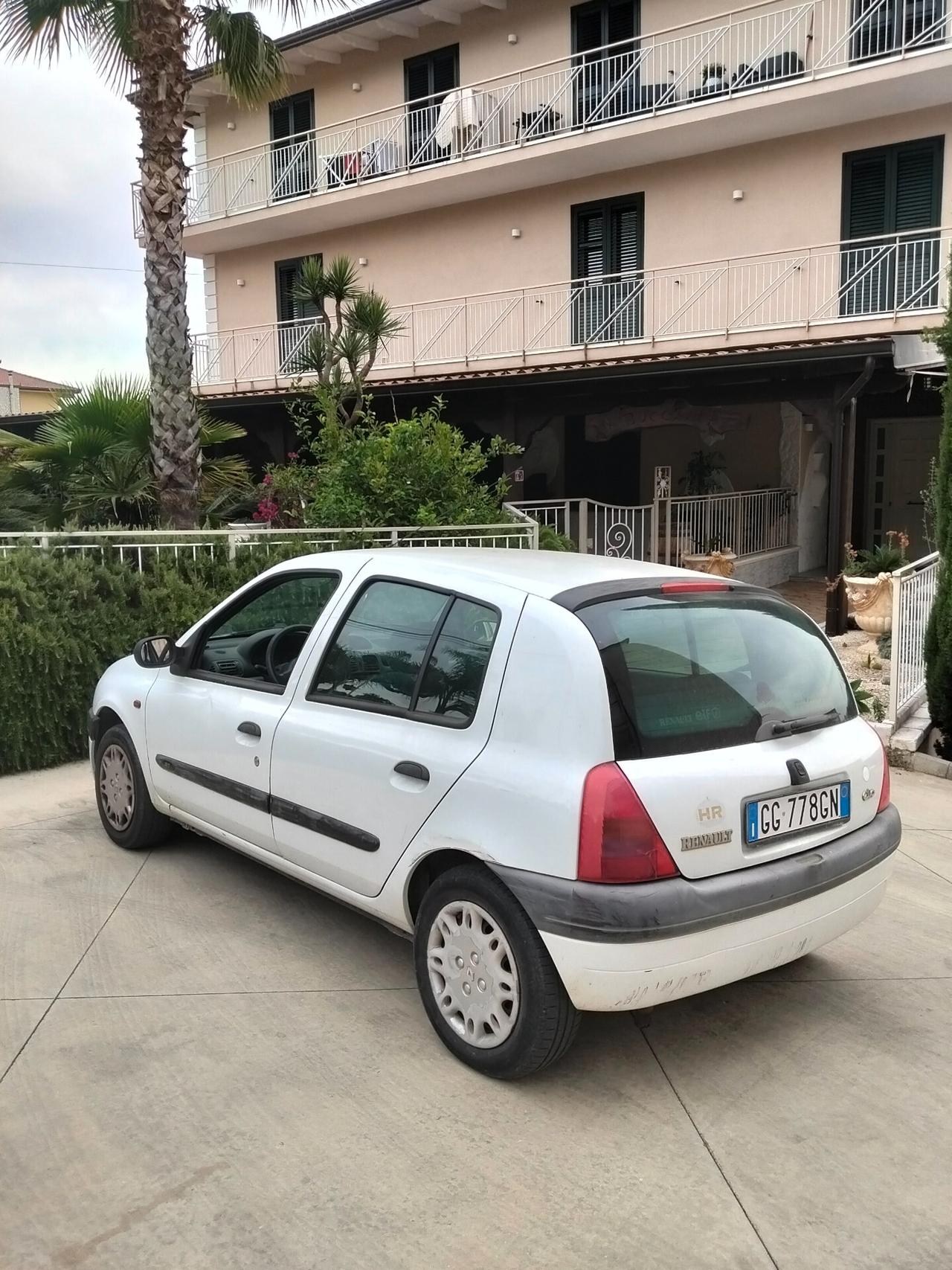 Renault Clio 1.2 cat 5 porte RT