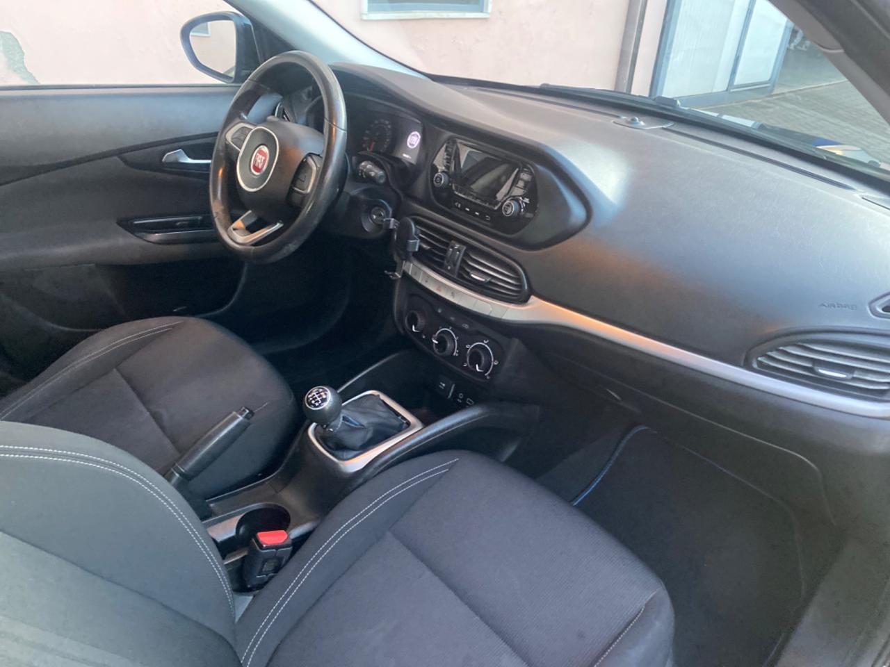 Fiat Tipo 1.4 4 porte Easy