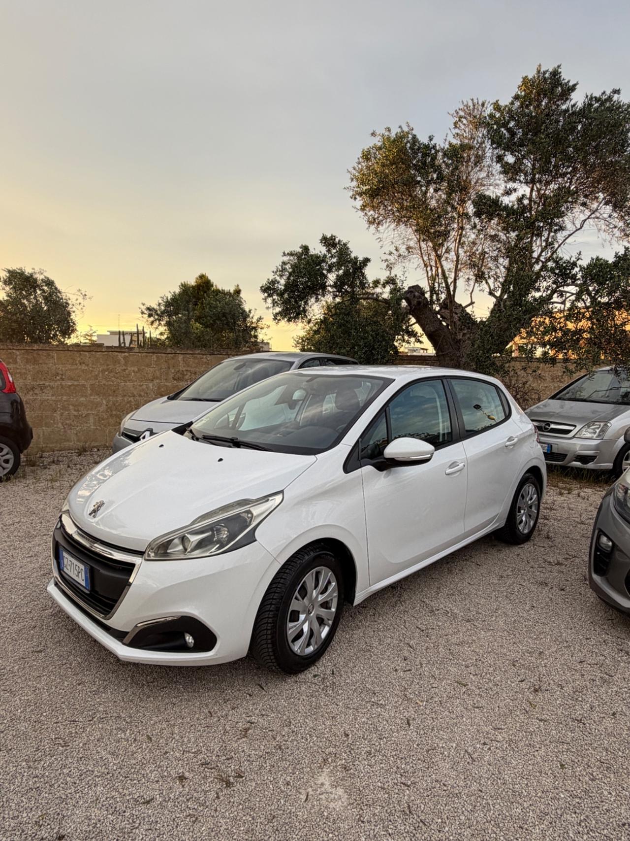 Peugeot 208 PureTech 82 5 porte Active km 60000!!!!
