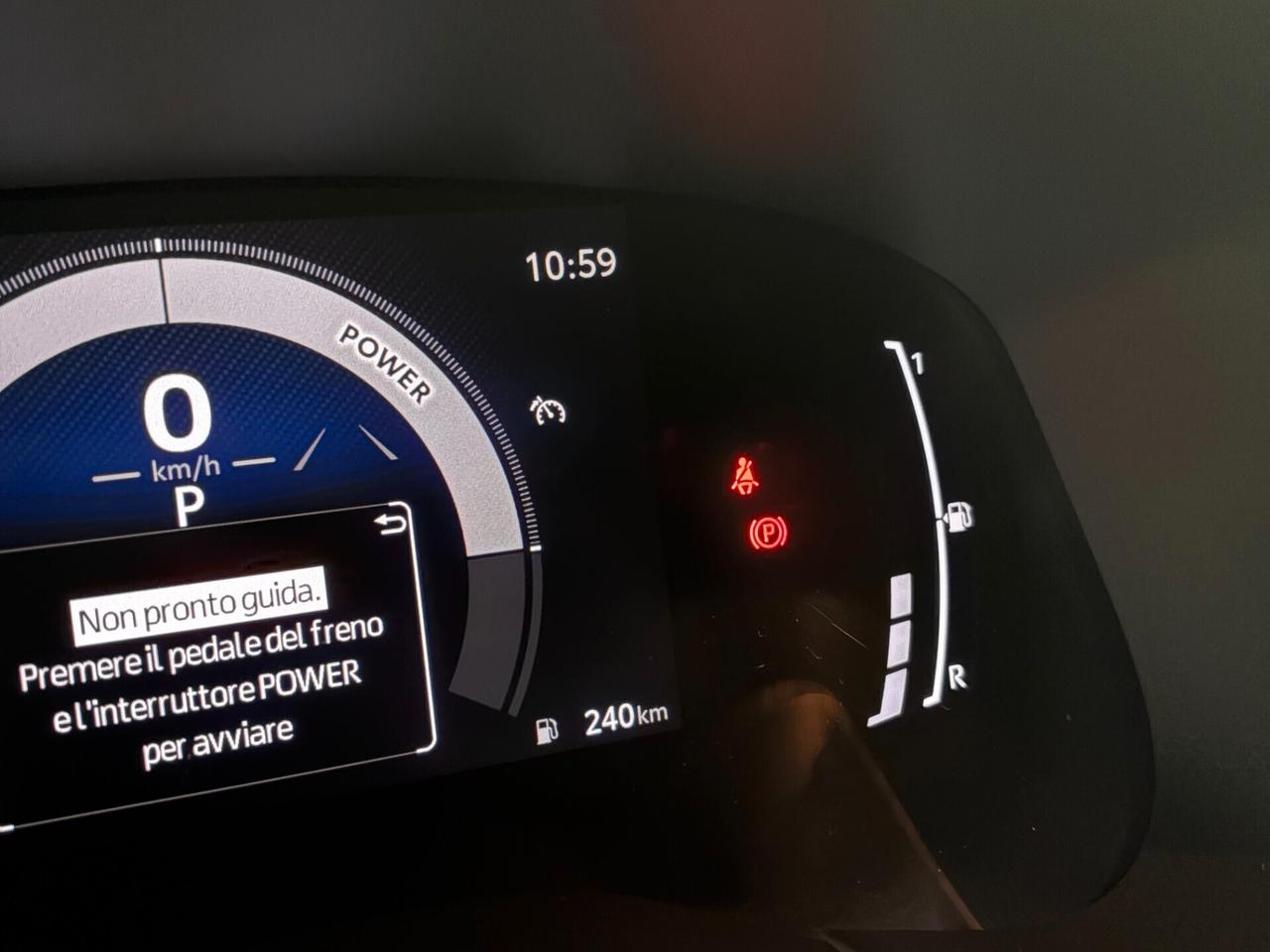 Toyota Aygo X 1.5 HEV Full Hybrid 116cv GR Sport e-cvt ITALIANA