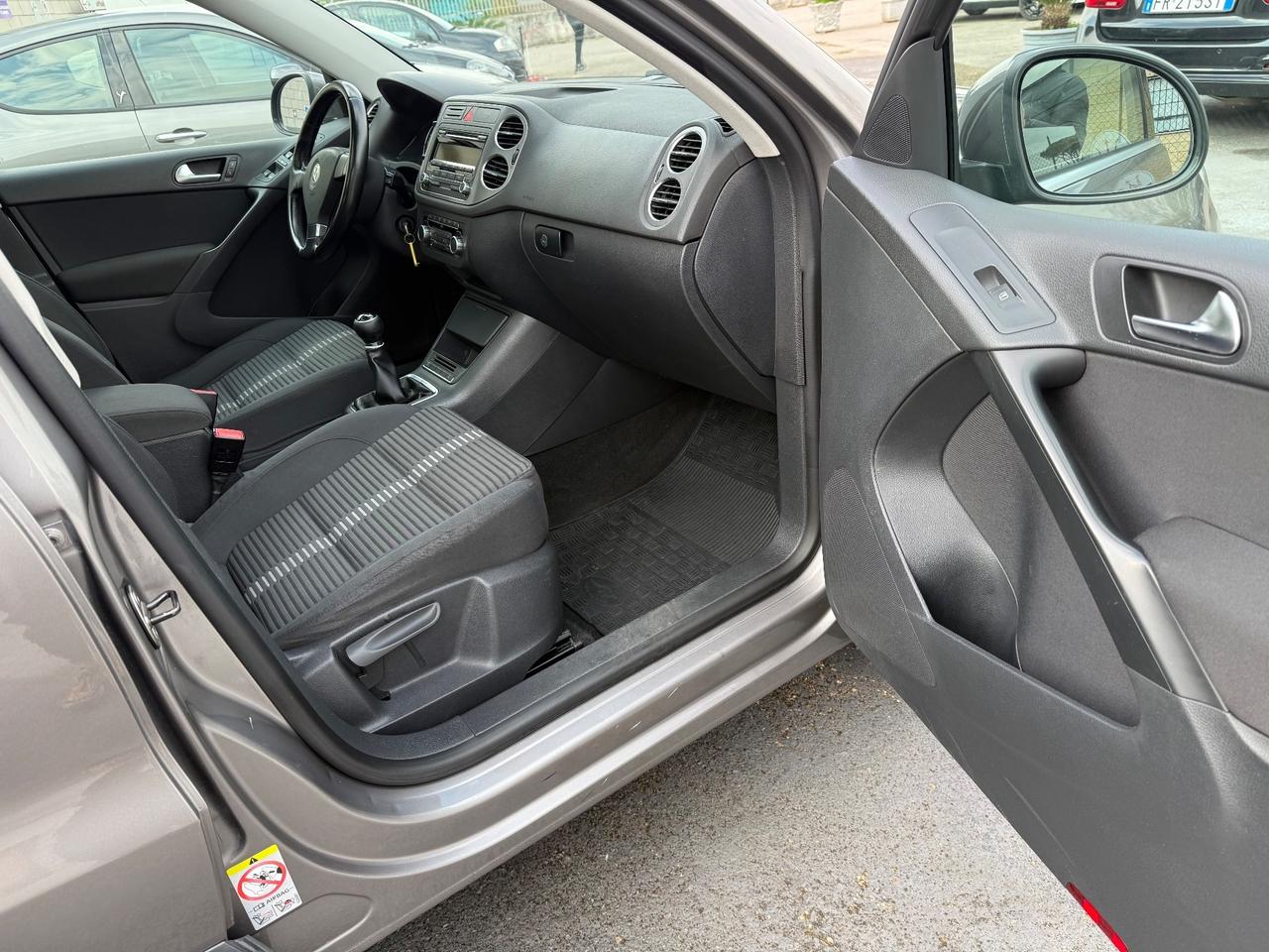 Volkswagen Tiguan 2.0 TDI DPF 4MOTION Sport & Style