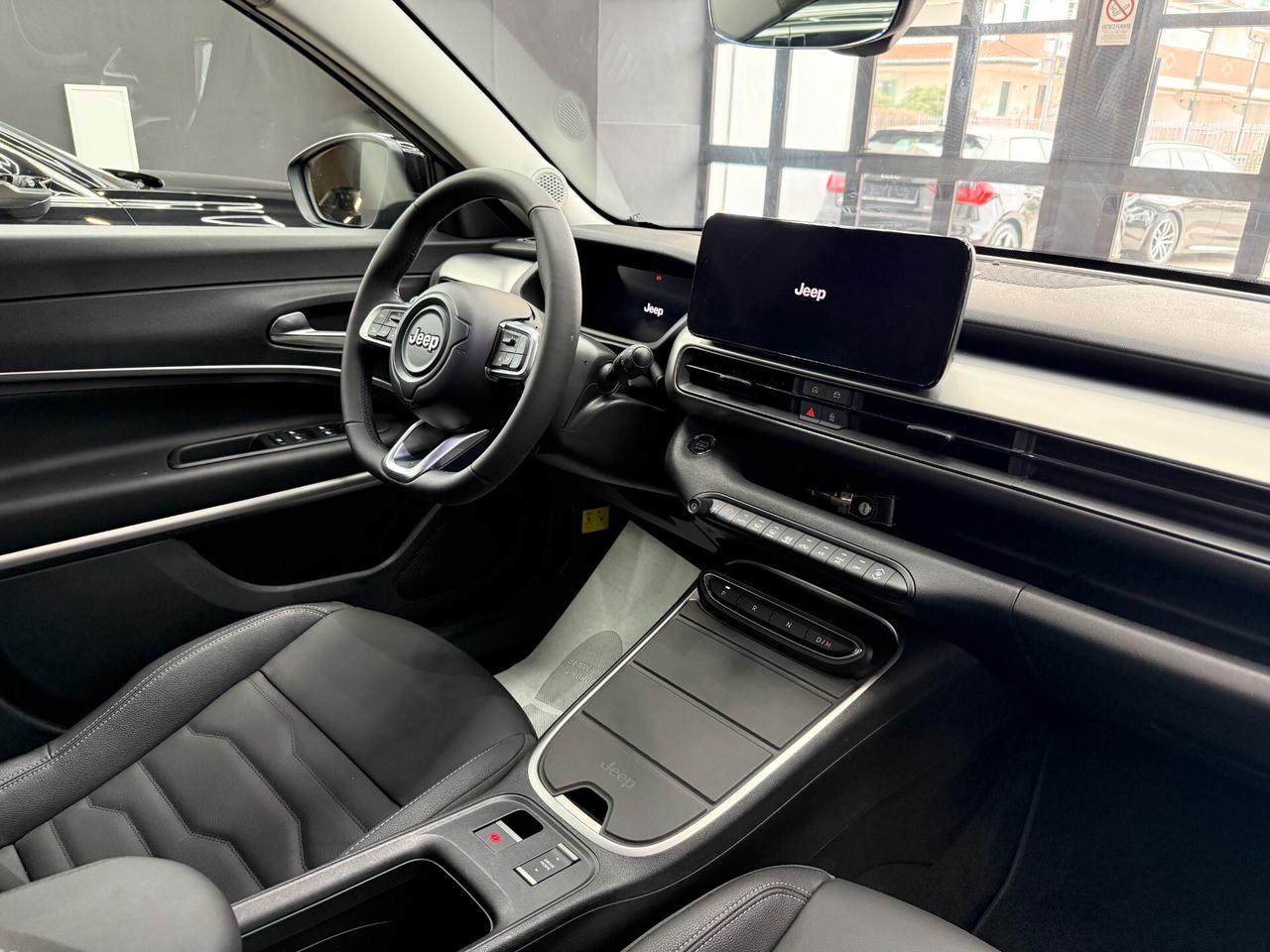 Jeep Avenger 1.2 Turbo MHEV SUMMIT