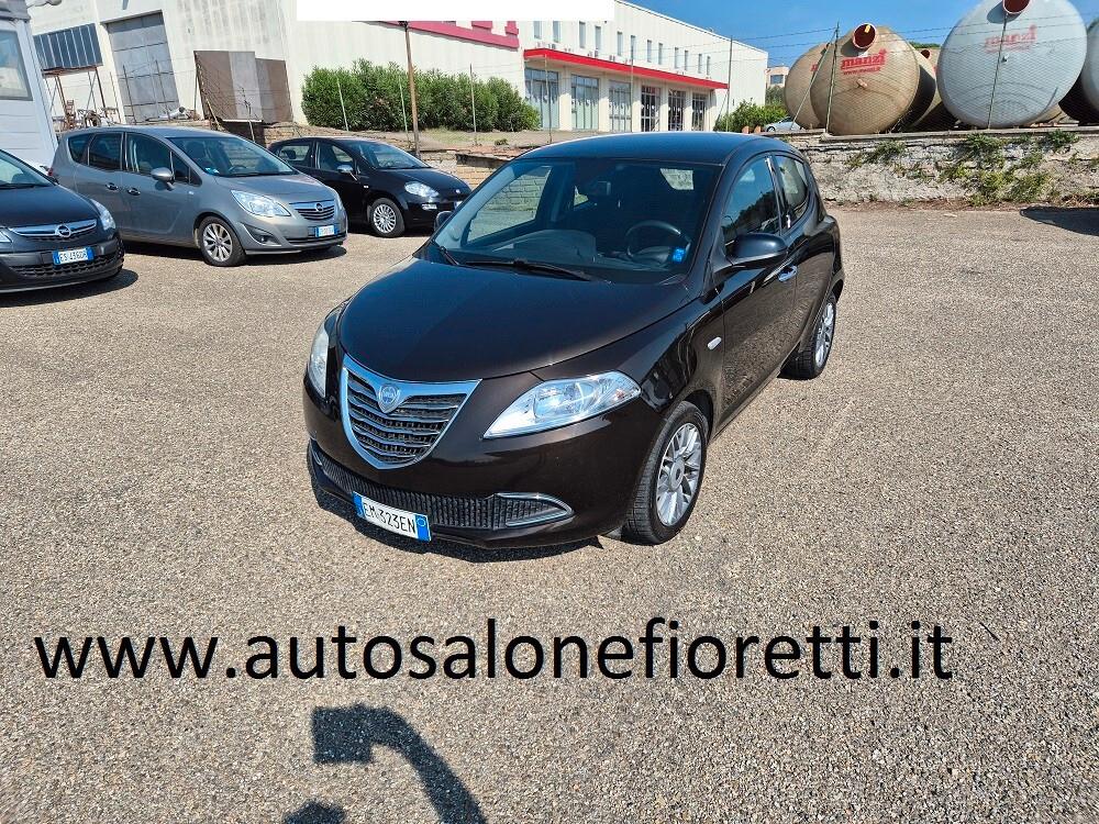 Lancia Ypsilon 1.2 69 CV 5 porte S&S Gold