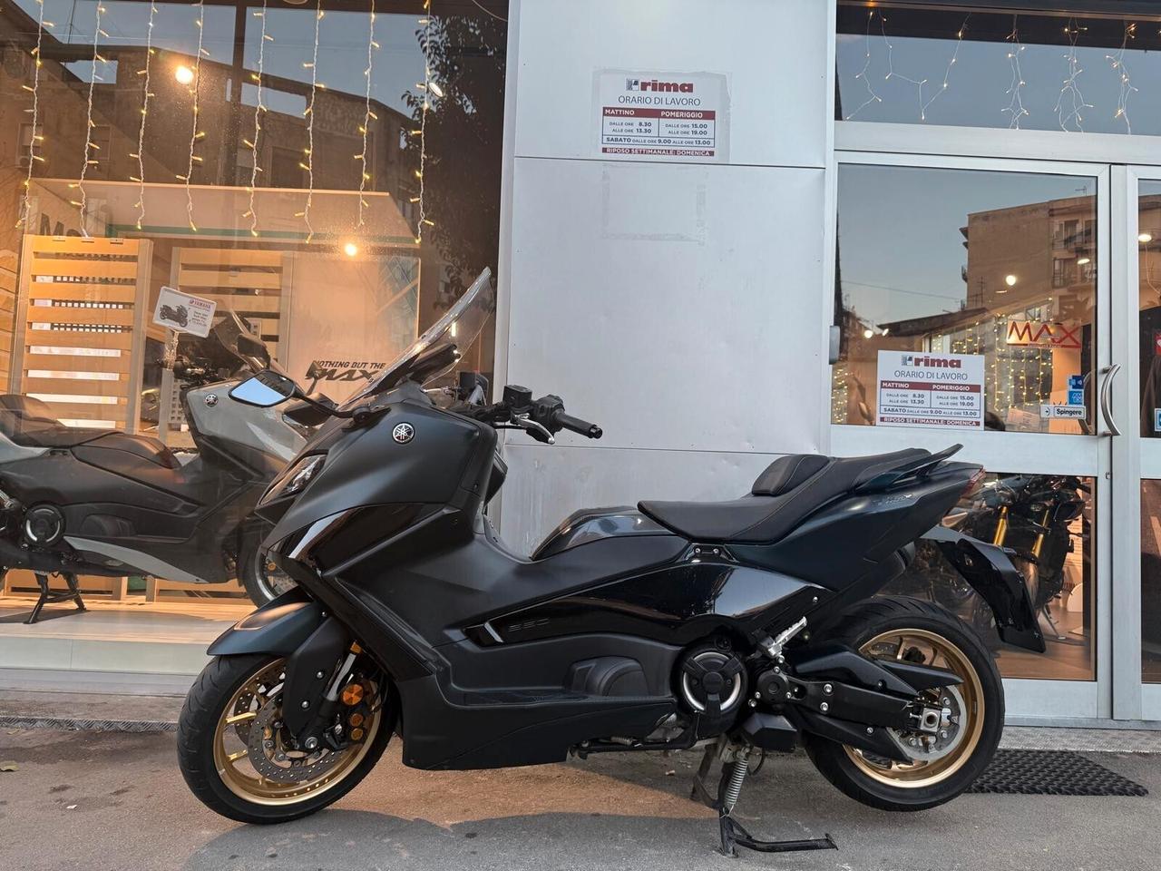Yamaha T Max TECH
