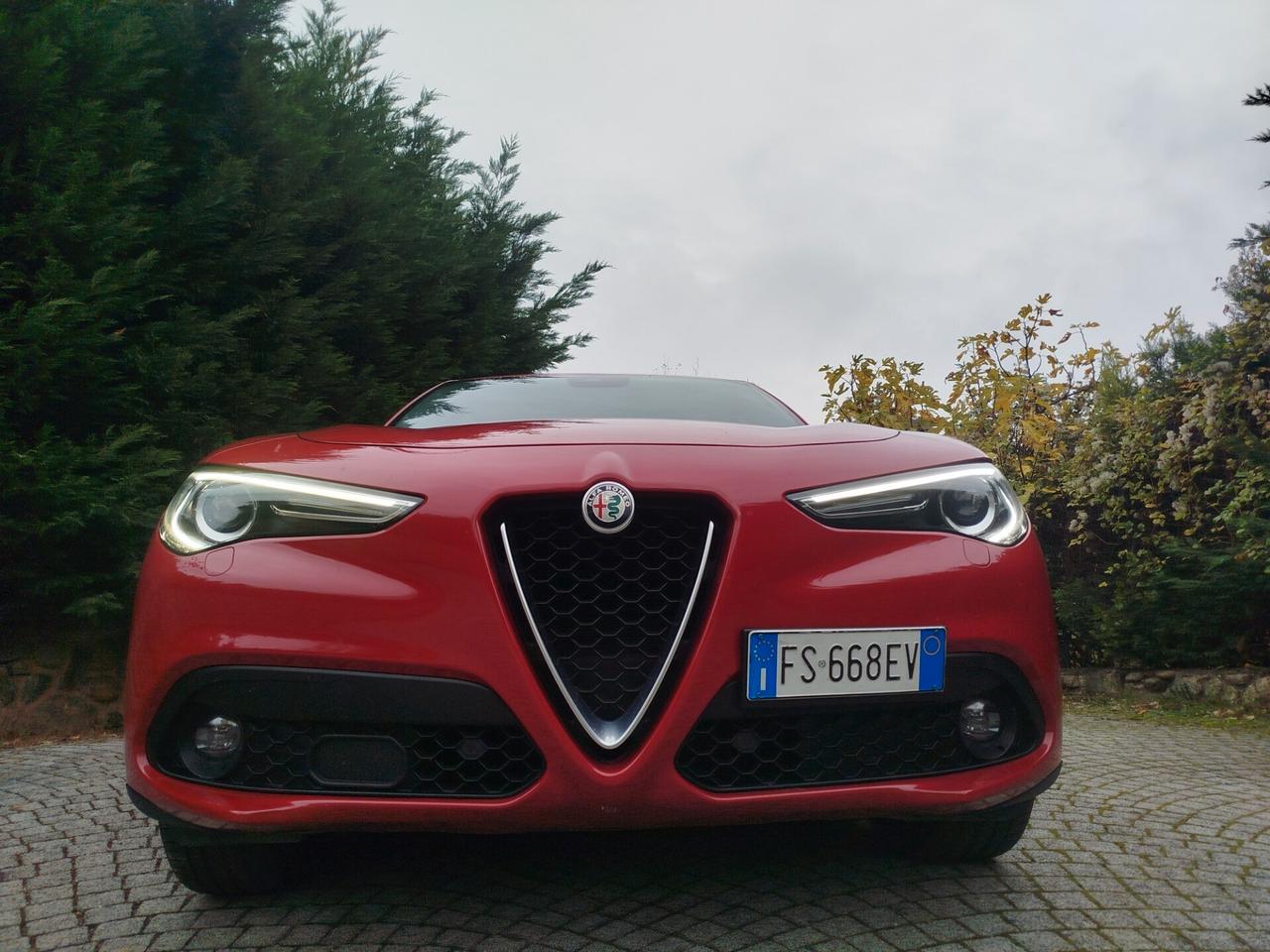 Alfa Romeo Stelvio 2.2 Turbodiesel 210 CV AT8 Q4 Super