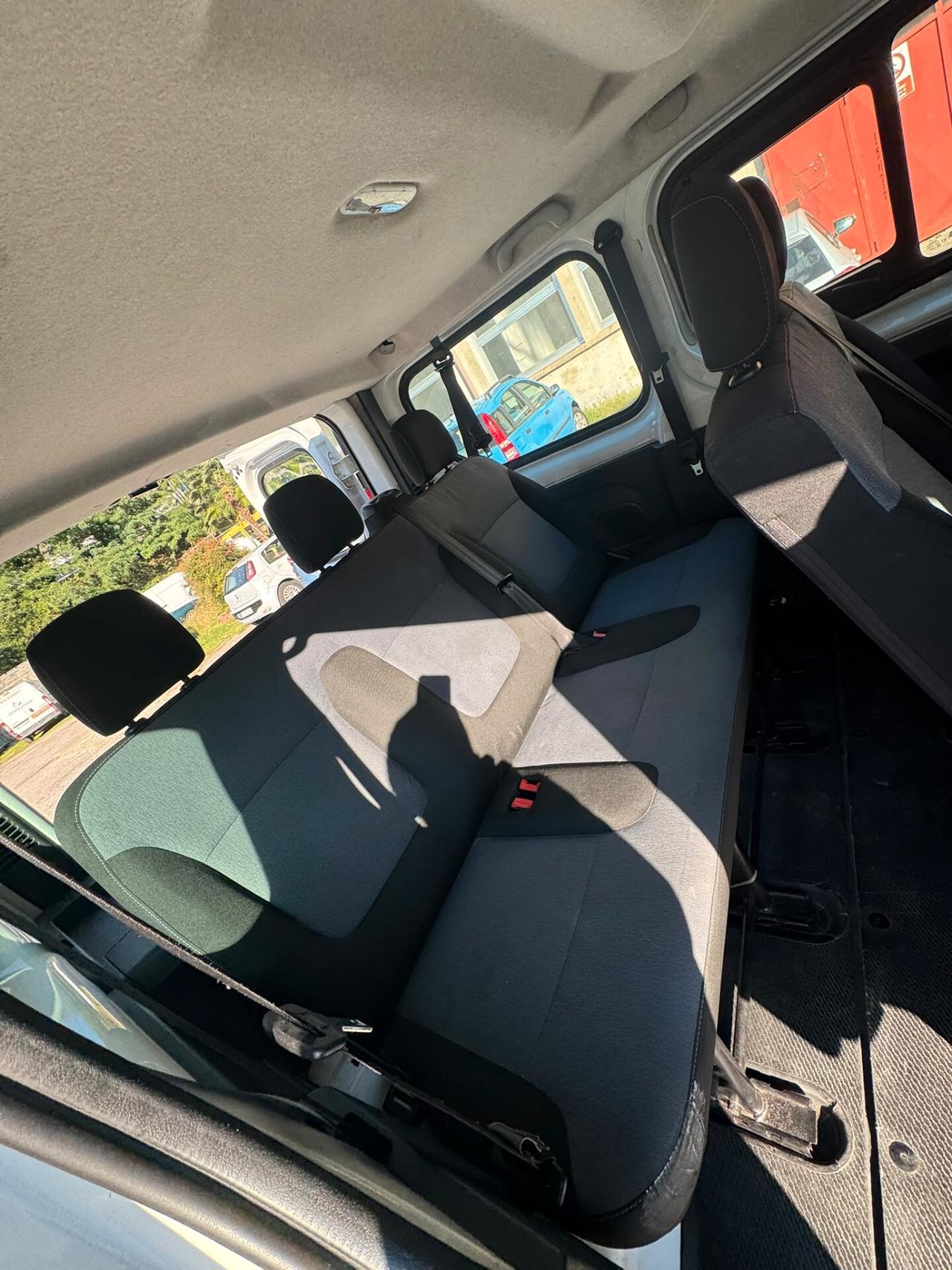 Opel Vivaro 29 1.6 CDTI PC-TN 9 POSTI