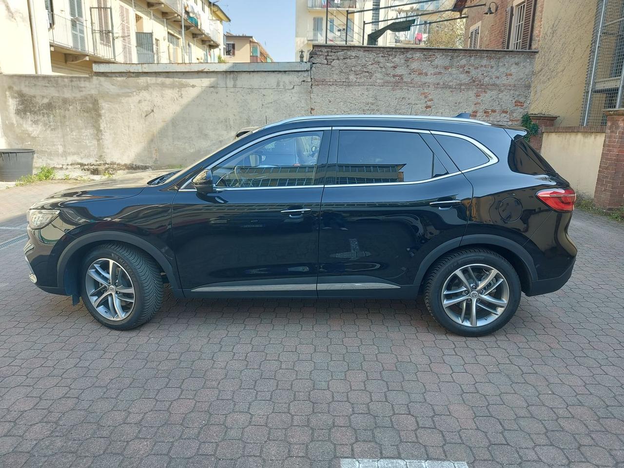 Mg HS Luxury 1.5 T GDI Gpl