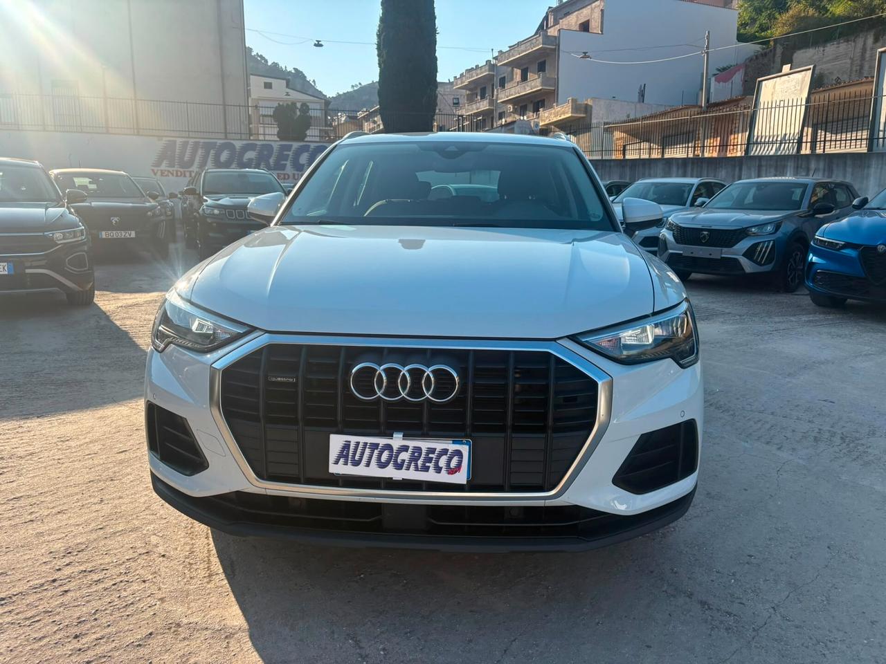 Audi Q3 35 TDI quattro S tronic Business