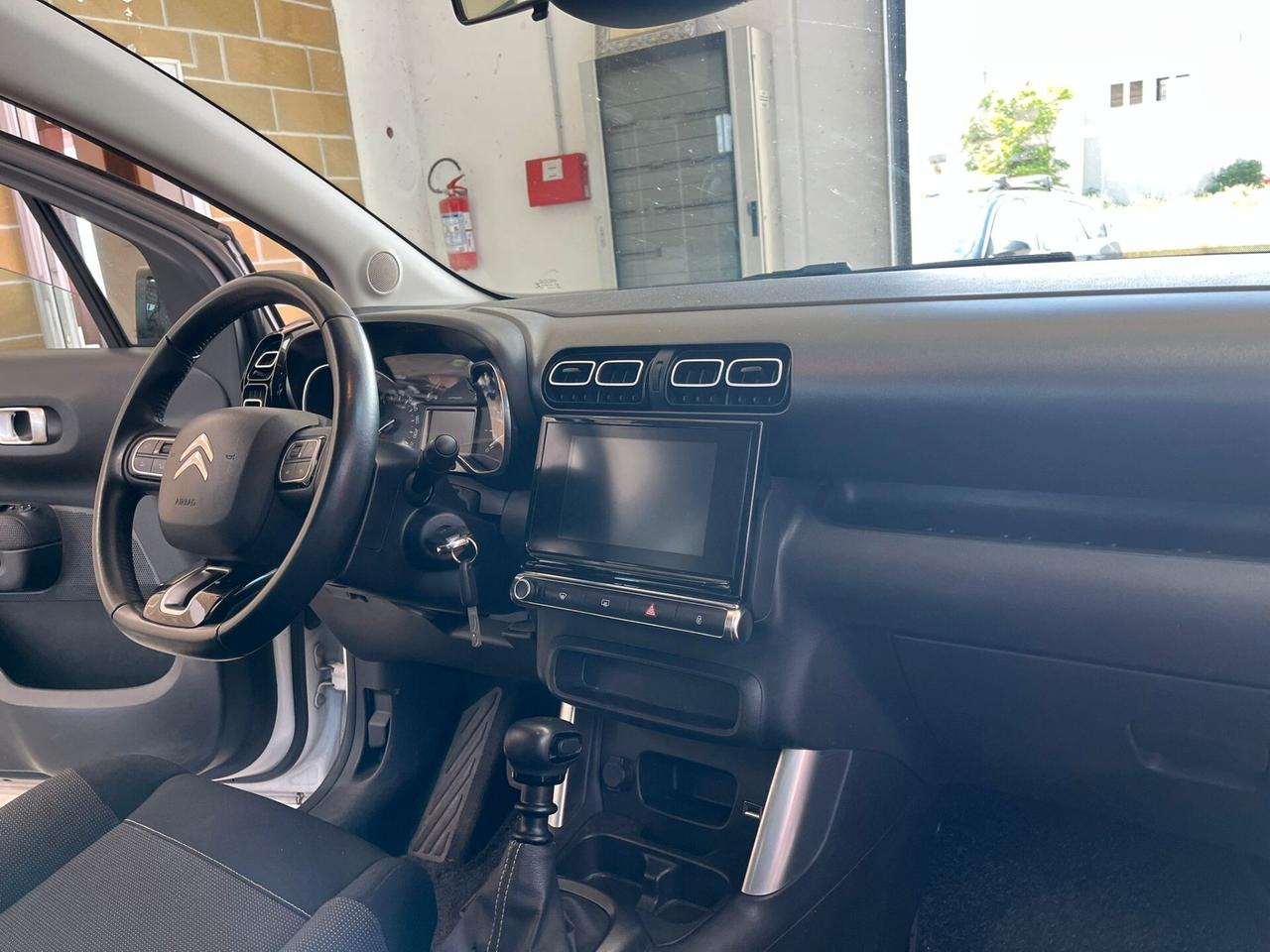 Citroen C3 Aircross BlueHDi 100 S&S Shine 2