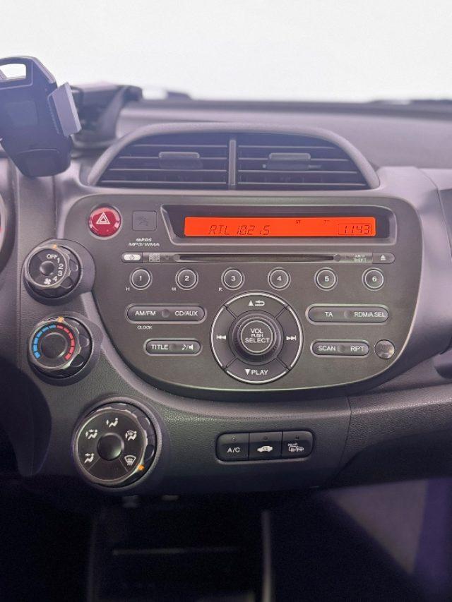 HONDA Jazz 1.4 i-VTEC Elegance