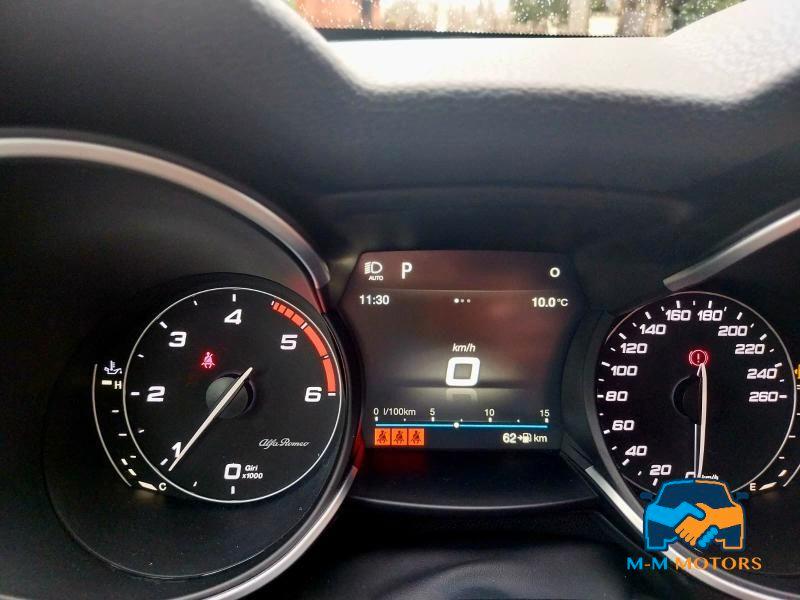 Alfa Romeo Stelvio 2.2 t Business rwd 180cv auto