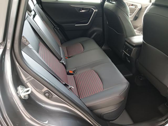 SUZUKI Across 2.5 Plug-in Hybrid E-CVT 4WD Top