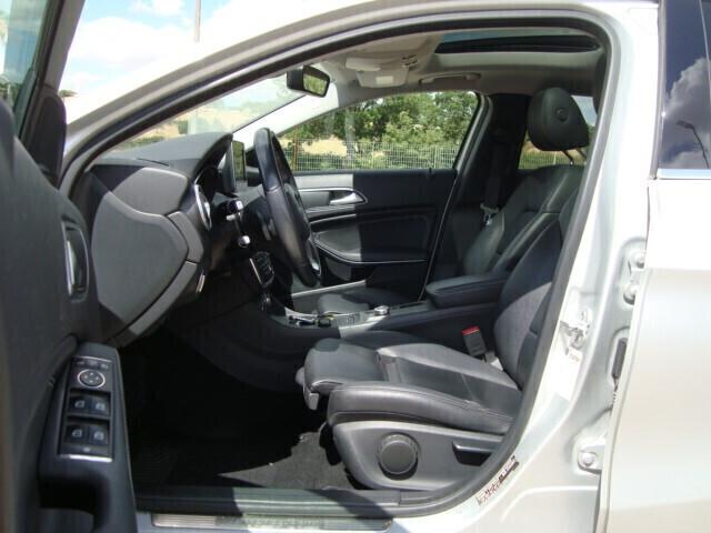 Mercedes-benz GLA 200d Automatic ''TETTO PANORAMICO''